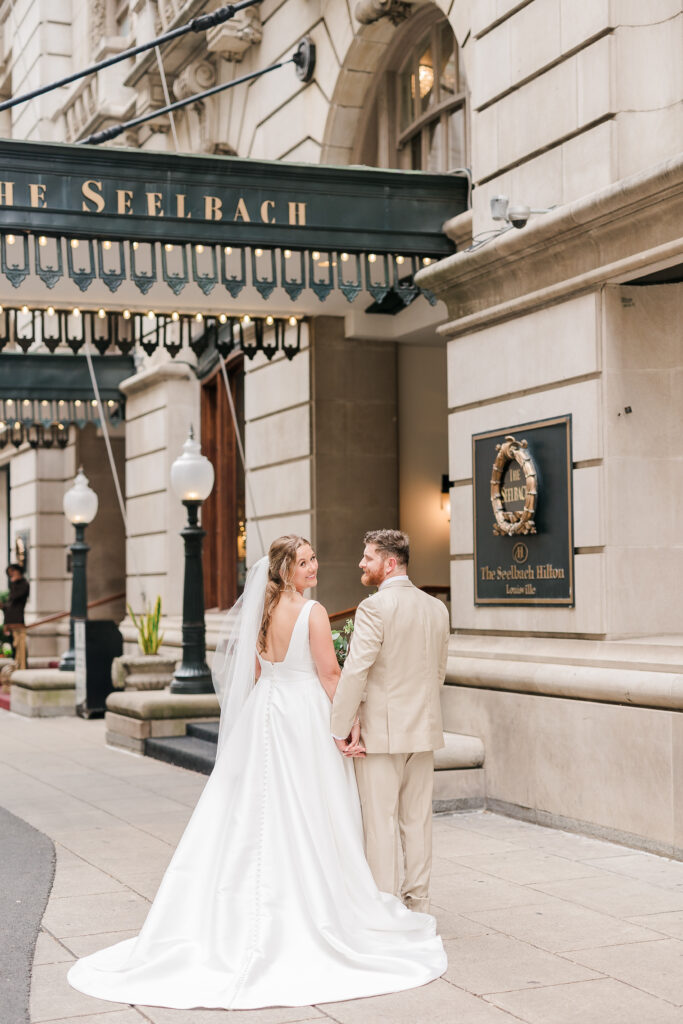 June wedding at the Seelbach Hotel